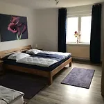 An Der Weissen Mauer 14 1 U 2 * 괴를리츠